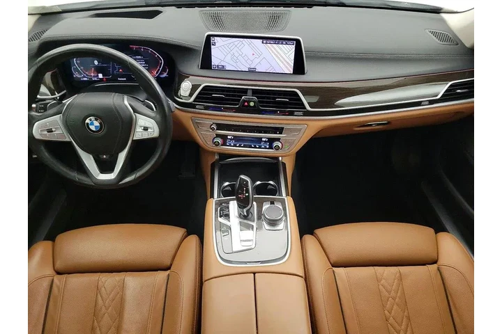 $37998 : BMW 7 Series 2020 740i 4dr S image 9