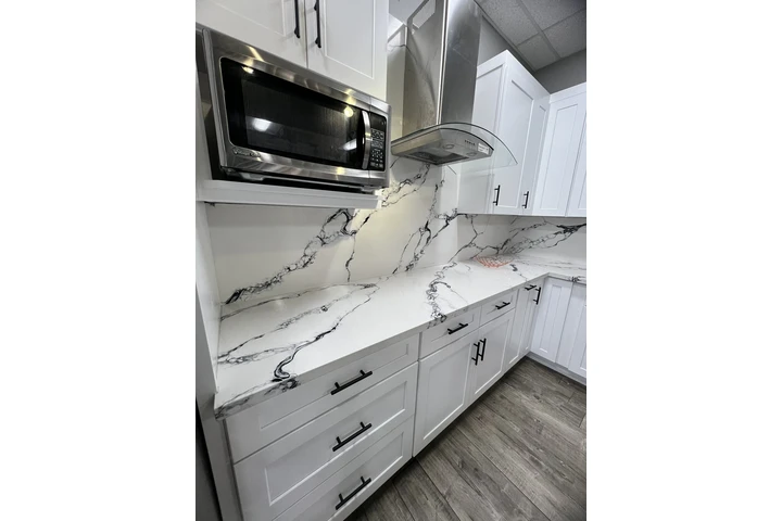 Baños y cocinas remodelación image 6