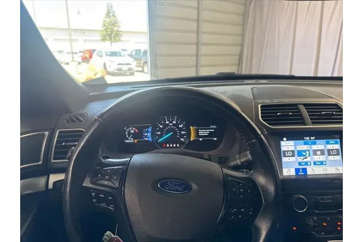 $11680 : Ford Explorer 2017 XLT 4dr S image 9
