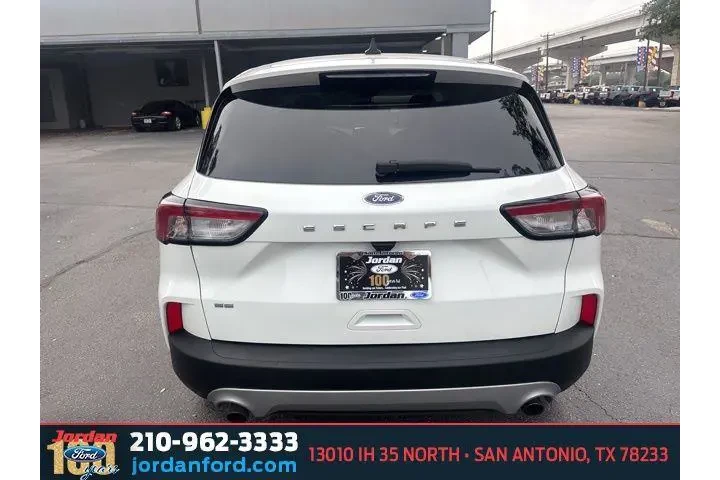 $17246 : Ford Escape 2022 SE 4dr SUV image 6