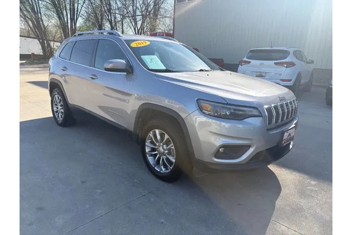 $10950 : 2019 Cherokee Latitude Plus image 4