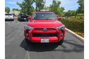 $39995 : Toyota 4Runner 2021 4x4 SR5 thumbnail
