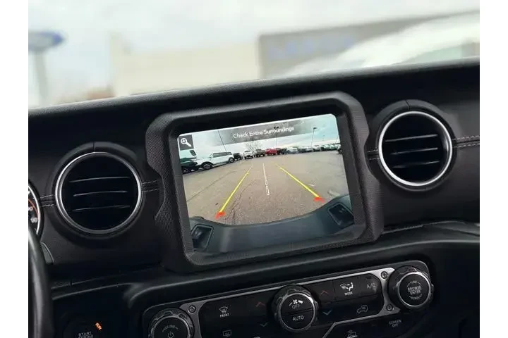 $29500 : Jeep Gladiator 2021 4x4 Over image 5