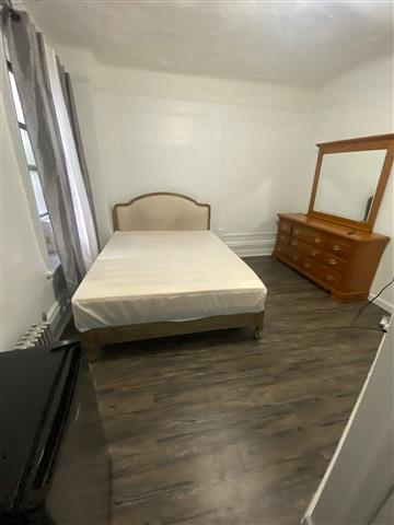 $200 : Rooms for rent Apt NY.470 image 3