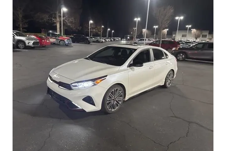 $22695 : Kia Forte 2023 GT 4dr Sedan image 7