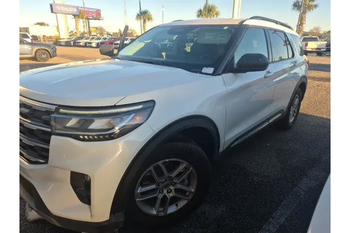 $34900 : Ford Explorer 2025 Active 4d image 7
