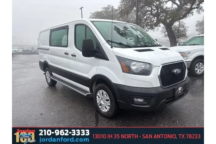 $32874 : Ford Transit 2024 250 3dr SW image 1