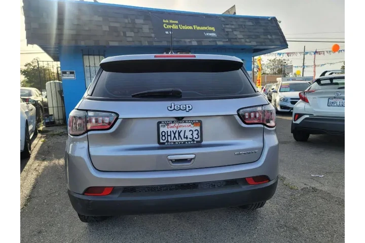 $11949 : 2018 Compass Sport image 7