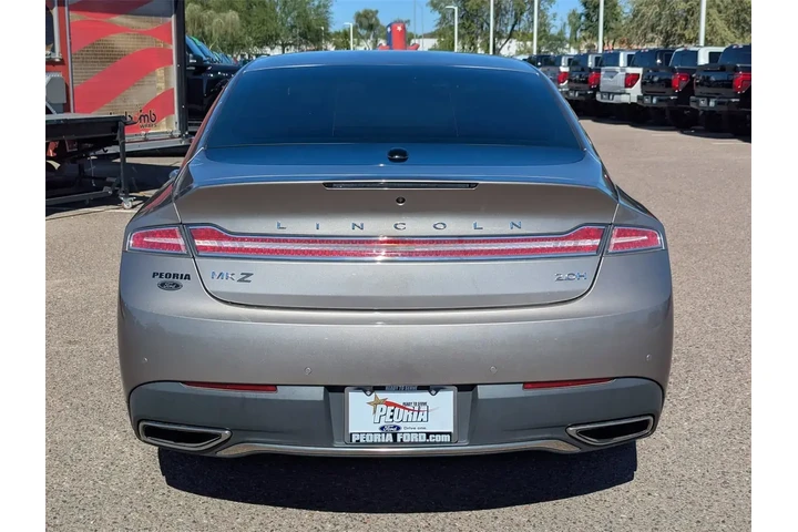 Lincoln MKZ Hybrid 2019 Rese image 4