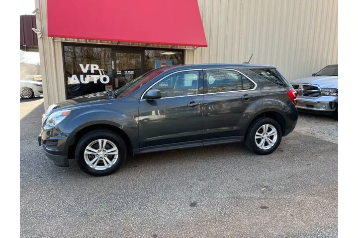 $8999 : 2017 Equinox LS image 9