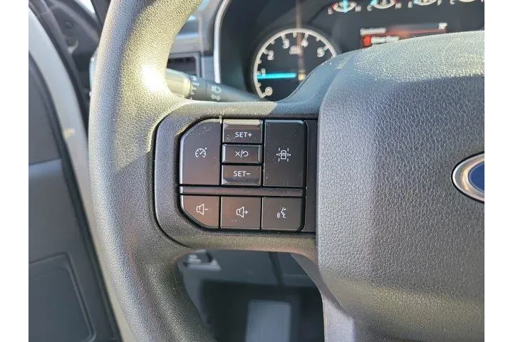 $25000 : Ford F-150 2021 4x2 XL 4dr S image 5