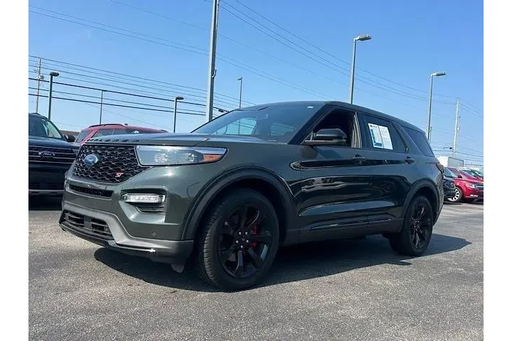 $32871 : Ford Explorer 2022 AWD ST 4d image 4