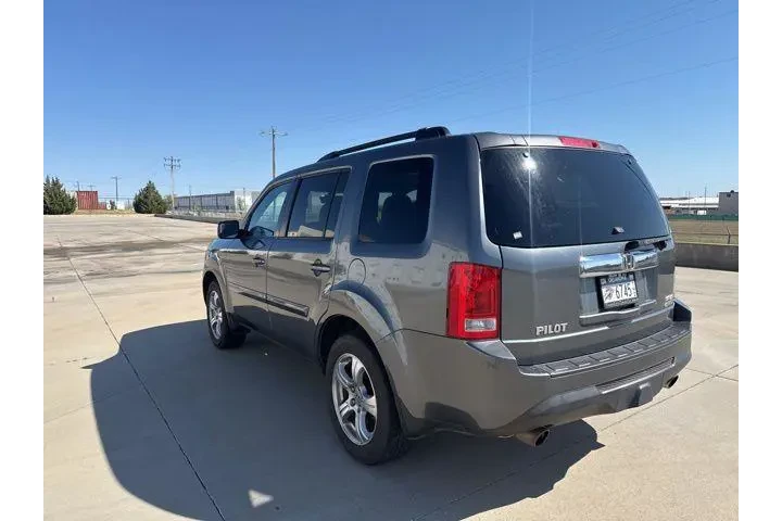 $9151 : Honda Pilot 2013 4x4 EX-L 4d image 7