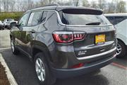 $21662 : PRE-OWNED 2020 JEEP COMPASS L thumbnail