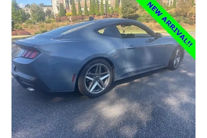 $30098 : Ford Mustang 2025 EcoBoost 2 image 2