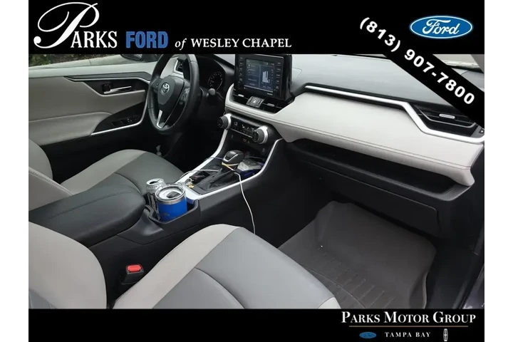 $28958 : Toyota RAV4 2020 XLE Premium image 6