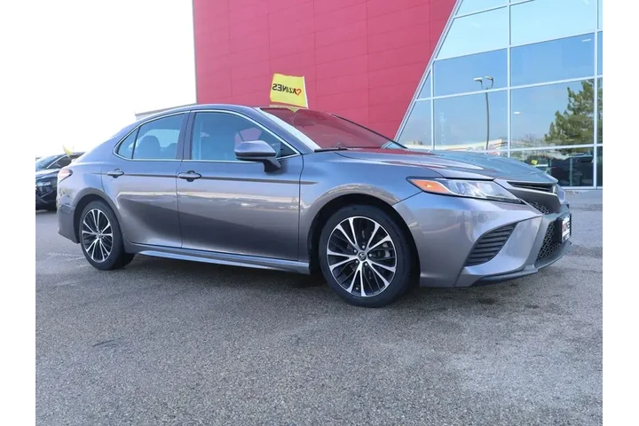 $12777 : Toyota Camry 2020 SE 4dr Sed image 2