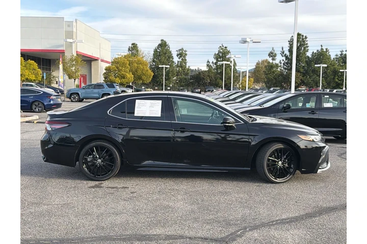 $29532 : Toyota Camry Hybrid 2023 XSE image 3