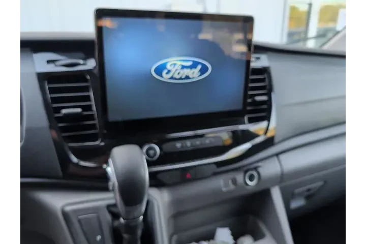 $31033 : Ford Transit 2023 350 XLT 3d image 8