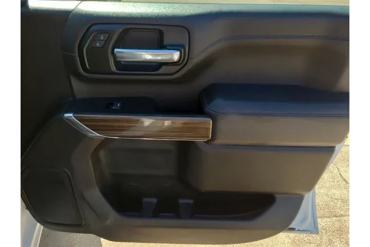 $33637 : Chevrolet Silverado 2500HD 2 image 9