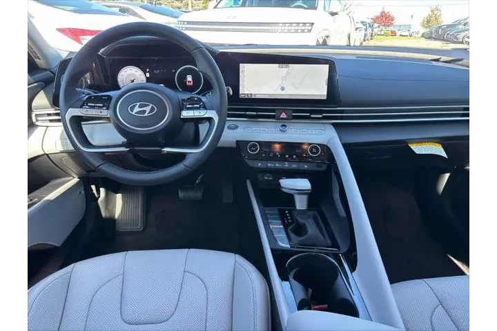 $26185 : Hyundai ELANTRA 2025 Limited image 6