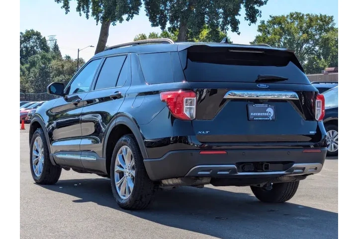$18574 : 2020 Explorer XLT image 10