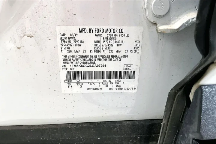 $25991 : Ford Explorer 2020 AWD ST 4d image 8