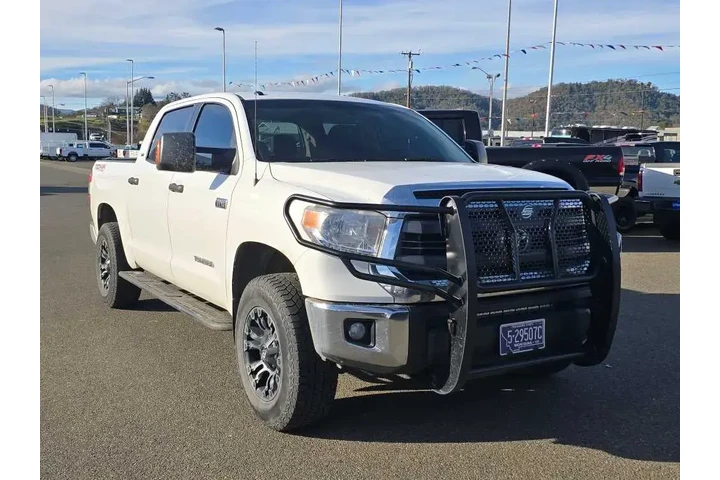 $29990 : Toyota Tundra 2015 4x4 SR5 4 image 7