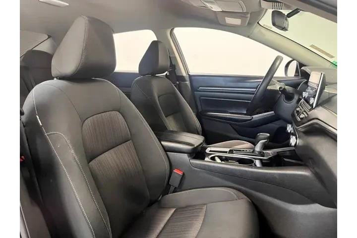 $18448 : Nissan Altima 2024 2.5 SV 4d image 10