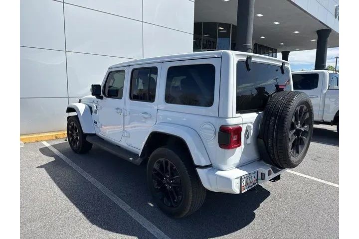 $37611 : Jeep Wrangler Unlimited 2022 image 3