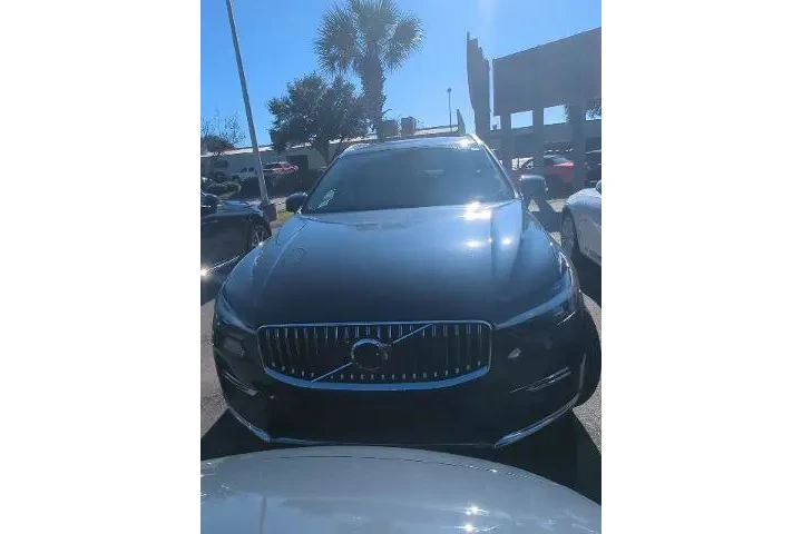 $35823 : Volvo XC60 2023 B5 Plus Brig image 8