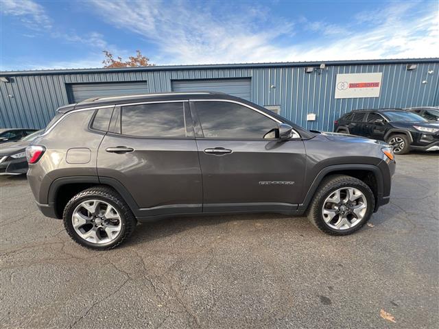 $17988 : 2018 Compass Limited, LEATHER image 5