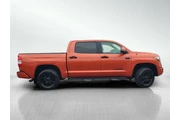 $32031 : Toyota Tundra 2015 4x4 SR5 4 thumbnail