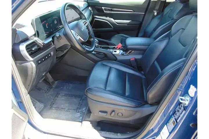 $38258 : Kia Telluride 2025 AWD S 4dr image 10