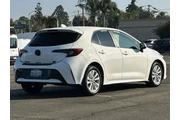 $21990 : Toyota Corolla Hatchback 202 thumbnail