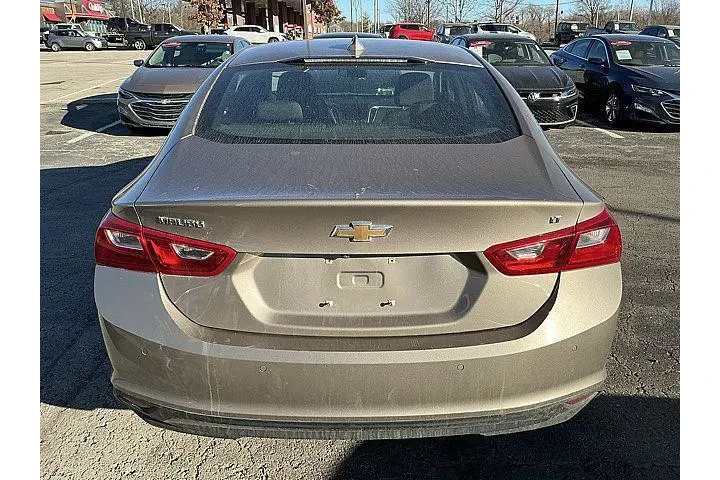 $19888 : Chevrolet Malibu 2024 LT 4dr image 5