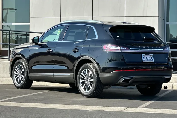 $33900 : Lincoln Nautilus 2022 Reserv image 5