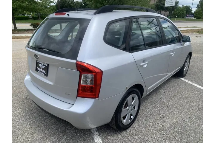 $3995 : 2009 Rondo LX image 6
