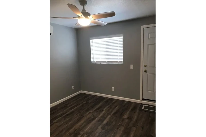 $1100 : Whittier CA ofrece con orgullo image 6