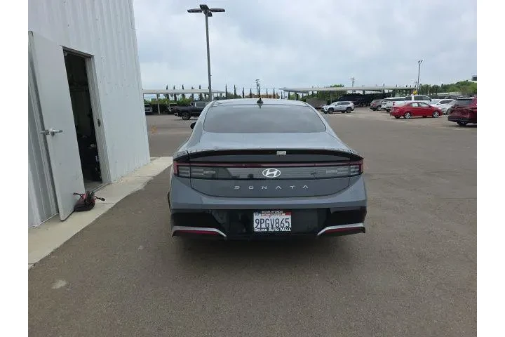 $24500 : Hyundai SONATA 2024 SEL 4dr image 5