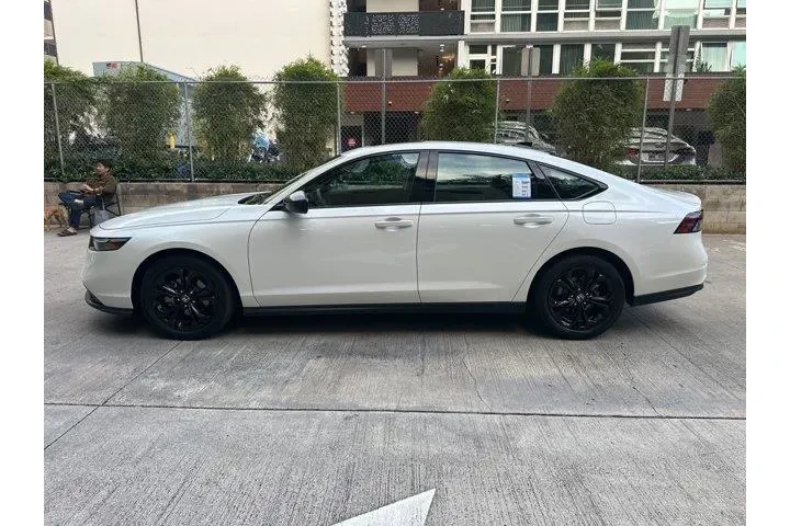 $29995 : Honda Accord 2025 SE 4dr Sed image 8