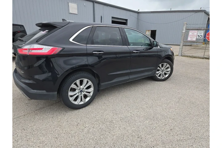 $19783 : Ford Edge 2022 AWD Titanium image 8