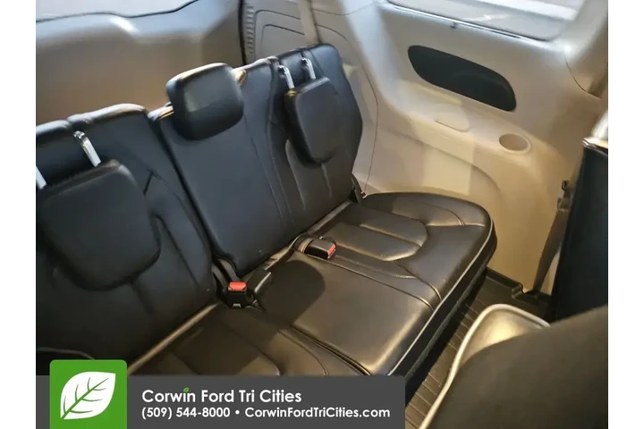 $21989 : Chrysler Pacifica Hybrid 201 image 9