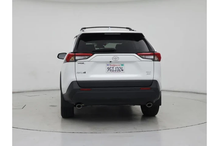 $37998 : Toyota RAV4 2023 AWD XLE Pre image 6