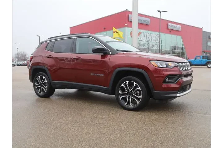 $21677 : Jeep Compass 2022 4x4 Limite image 2
