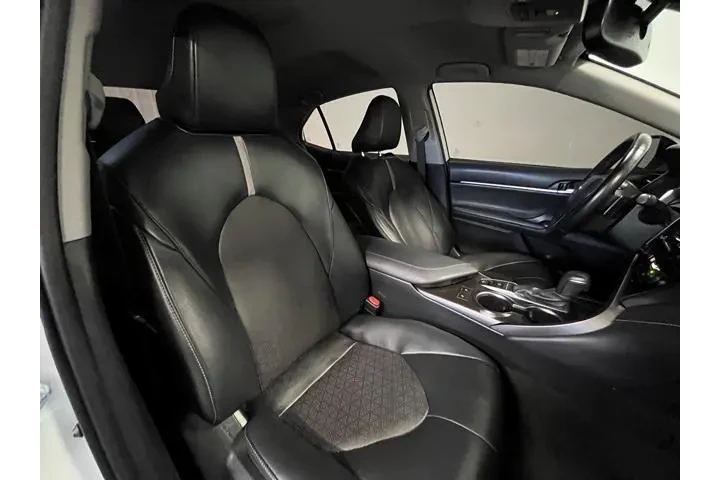 $26806 : Toyota Camry 2023 XSE 4dr Se image 9