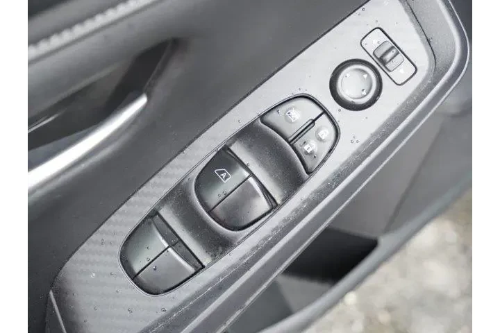 $18290 : Nissan Sentra 2024 SV 4dr Se image 9