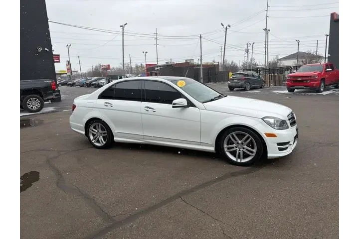 $13980 : Mercedes-Benz C-Class 2014 A image 2