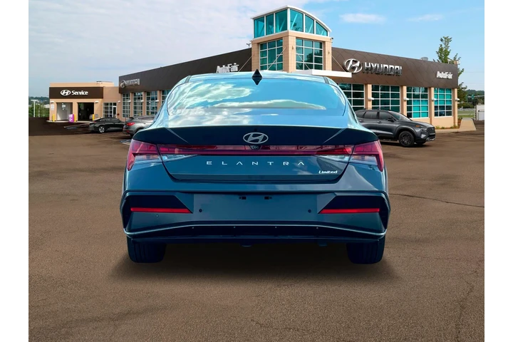 $23500 : Hyundai ELANTRA 2025 Limited image 6