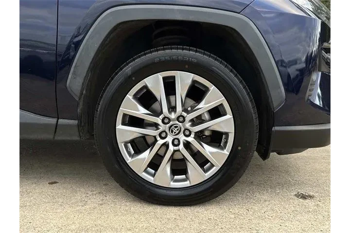 $24550 : Toyota RAV4 2019 Limited 4dr image 3